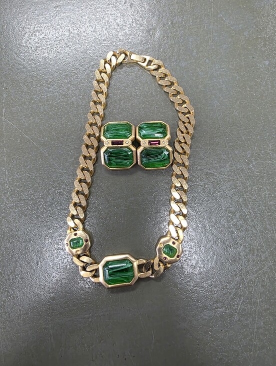 Roxanne Assoulin Jewelry - Vintage Necklace And Clip Earrings Roxanne Assoulin